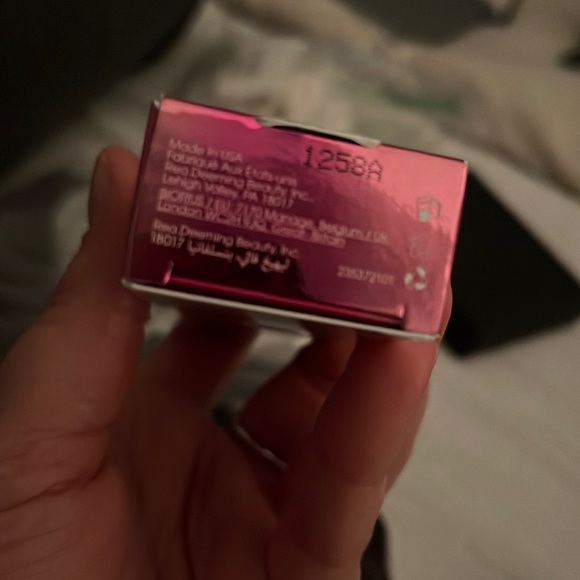 Beauty Blender BOUNCE airbrush liquid whip concealer NIB - Picture 9 of 10